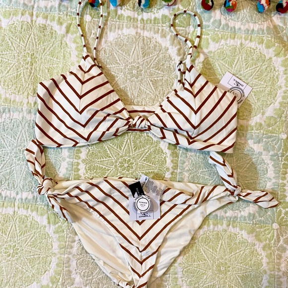 O'Neill Other - NWT O’Neill striped swimsuit bikini set!